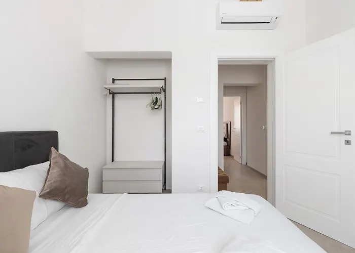 Le Dodici Porte - Porta Saragozza 12 By District بولونيا