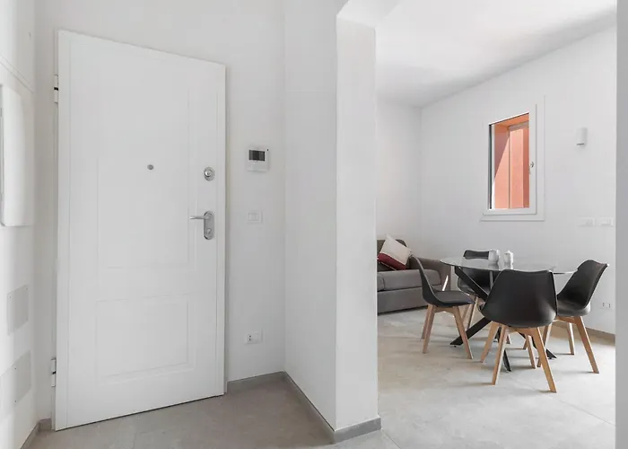 Le Dodici Porte - Porta Saragozza 12 By District * بولونيا