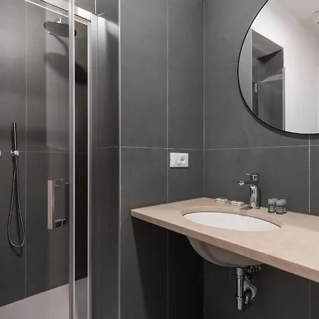 Le Dodici Porte - Porta Saragozza 12 By District